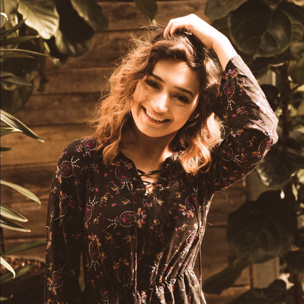 Meet your Posher, Julianna